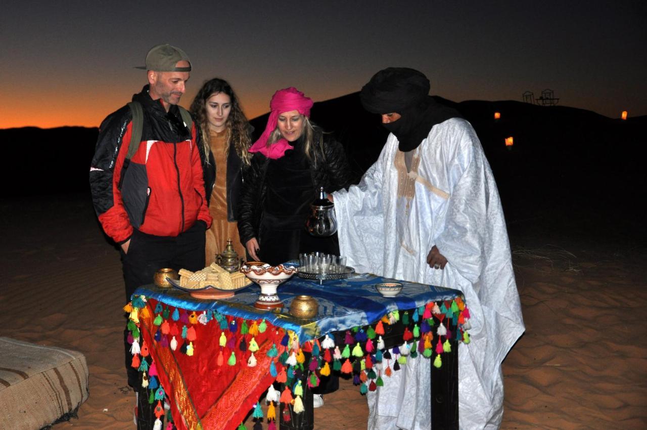 Tuareg Luxury Camp Hotell Merzouga Exteriör bild