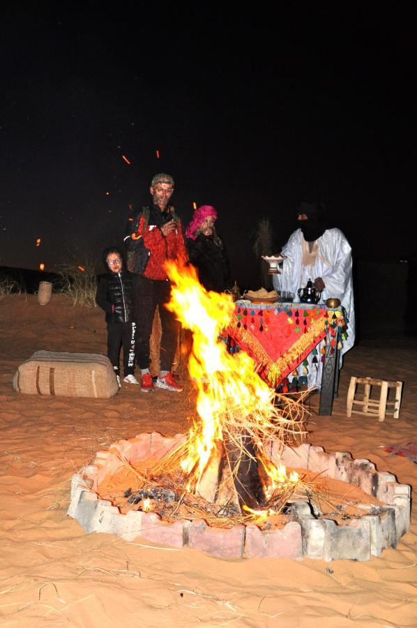 Tuareg Luxury Camp Hotell Merzouga Exteriör bild