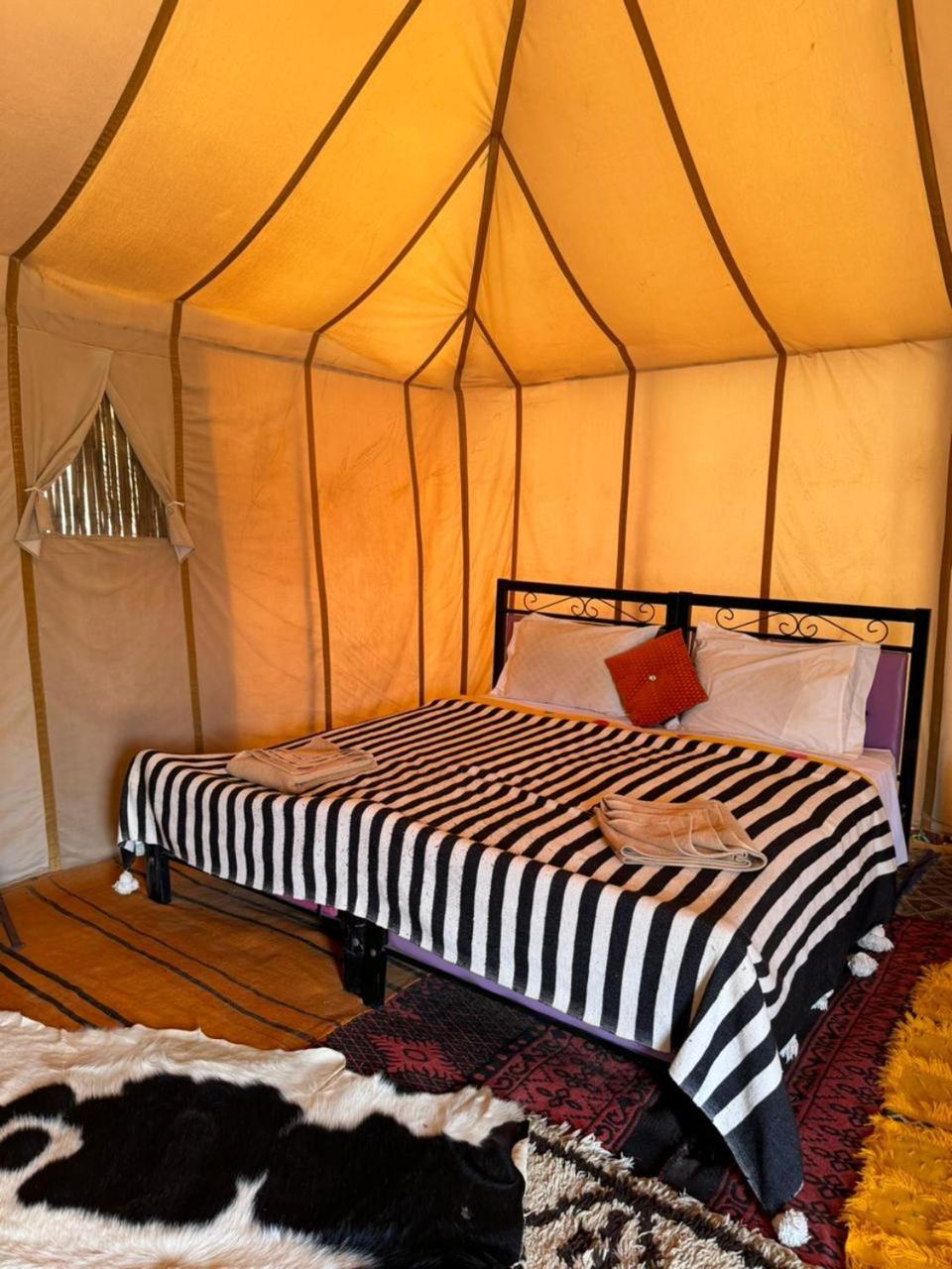 Tuareg Luxury Camp Hotell Merzouga Exteriör bild